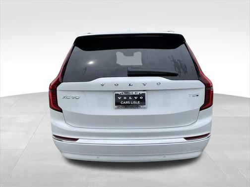 2025 Volvo XC90 Plug-In Hybrid T8 Ultra