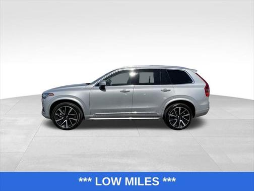 2024 Volvo XC90 B5 Plus