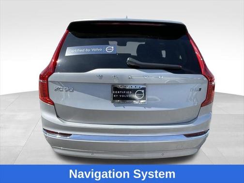 2024 Volvo XC90 B5 Plus