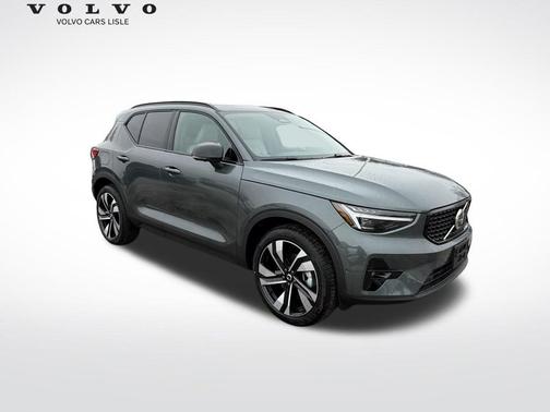 2026 Volvo XC40 B5 Ultra
