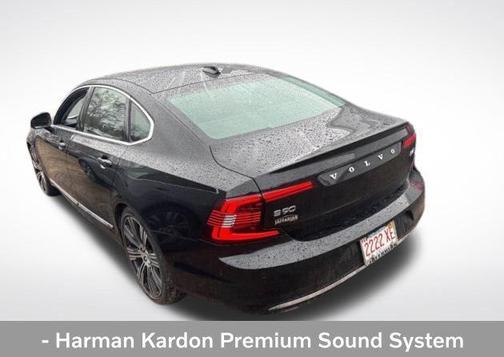 2023 Volvo S90 B6 Plus