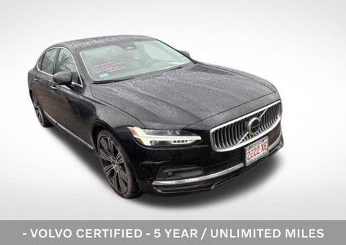 2023 Volvo S90 B6 Plus