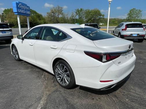 2019 Lexus ES 350 Premium