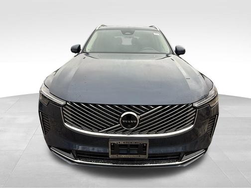 2026 Volvo XC90 B6 Plus 6-Seater