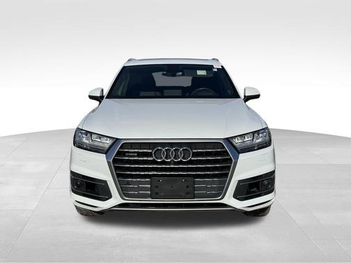 2019 Audi Q7 55 Prestige
