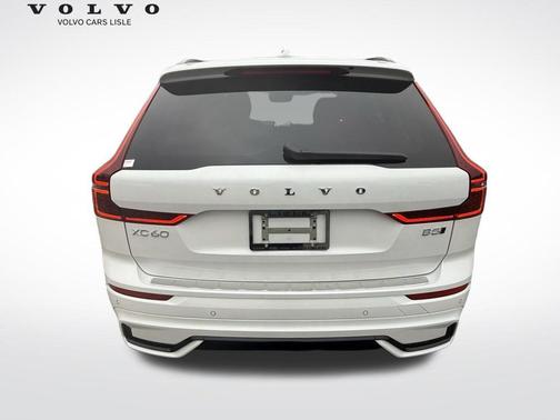 2026 Volvo XC60 B5 Ultra