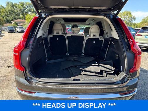 2022 Volvo XC90 T6 Inscription