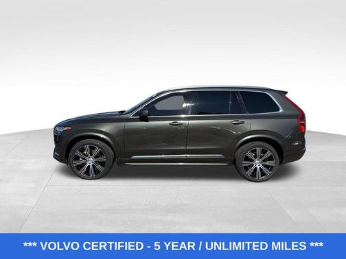2022 Volvo XC90 T6 Inscription