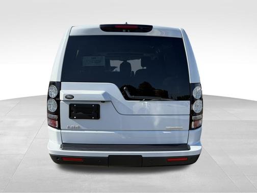 2016 Land Rover LR4 Base
