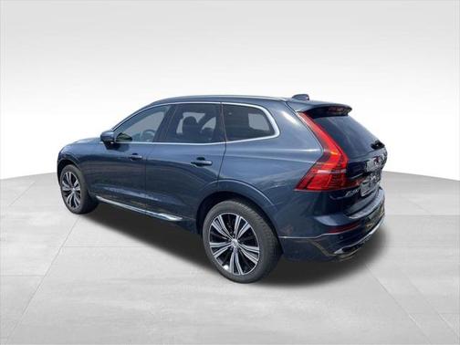 2022 Volvo XC60 B6 Inscription