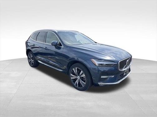 2022 Volvo XC60 B6 Inscription