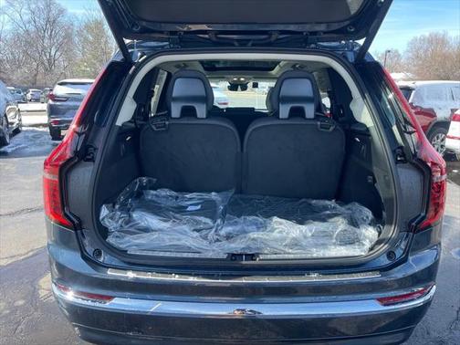 2025 Volvo XC90 B6 Plus 7-Seater