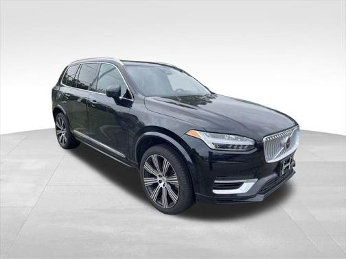 2024 Volvo XC90 Recharge Plug-In Hybrid T8 Plus Bright Theme 7 Passenger