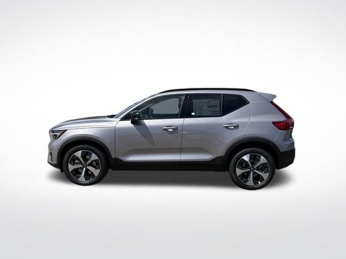 Aurora Blue 2026 Volvo XC40 B5 Plus