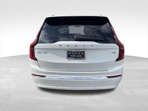 2025 Volvo XC90 Plug-In Hybrid T8 Ultra