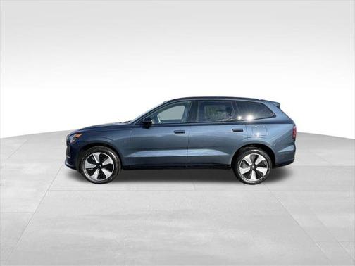 2025 Volvo EX90 Twin Motor Plus
