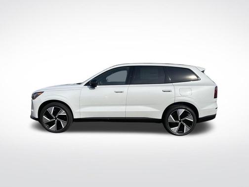 2025 Volvo EX90 Plus, Twin Motor Performance