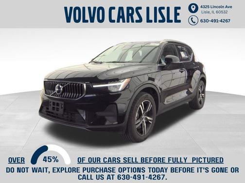 2025 Volvo XC40 B5 Core
