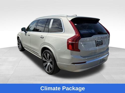 2022 Volvo XC90 T6 Inscription