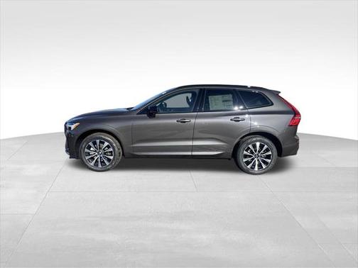 2025 Volvo XC60 B5 Core