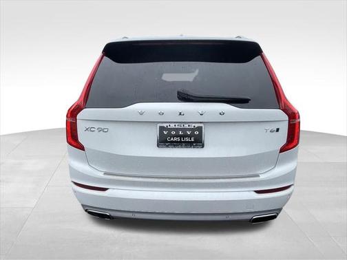 2020 Volvo XC90 T6 Momentum