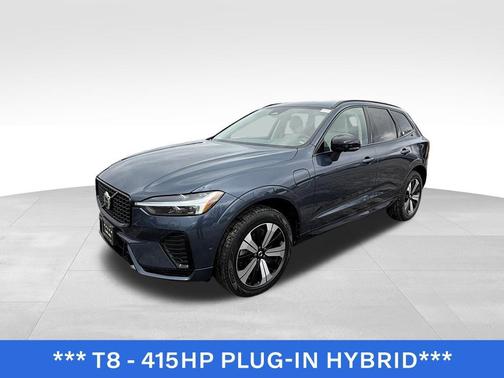 2023 Volvo XC60 Recharge Plug-In Hybrid T8 Plus Dark Theme