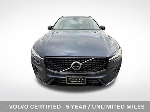 2023 Volvo XC60 Recharge Plug-In Hybrid T8 Plus Dark Theme