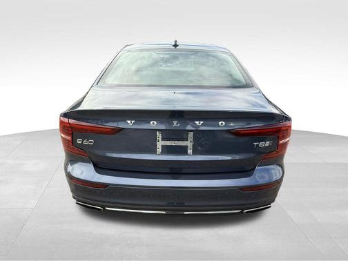 2020 Volvo S60 Hybrid T5