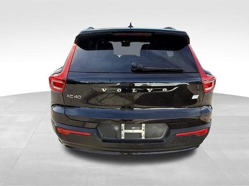 2023 Volvo XC40 Recharge Pure Electric Twin Plus