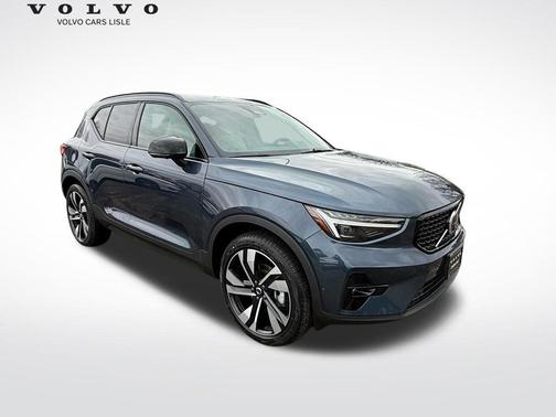 2026 Volvo XC40 B5 Ultra