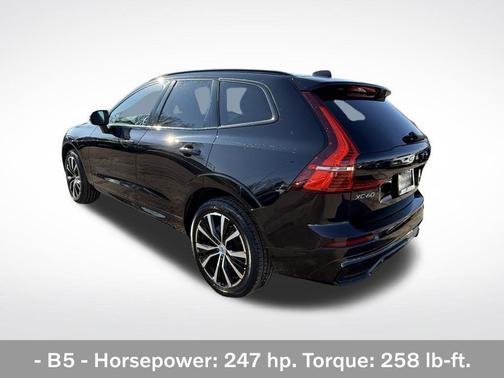 2025 Volvo XC60 B5 Plus