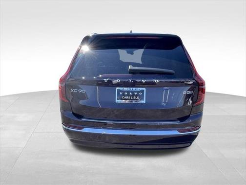 2025 Volvo XC90 B5 Core