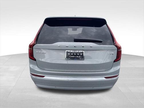 2025 Volvo XC90 Plug-In Hybrid T8 Plus