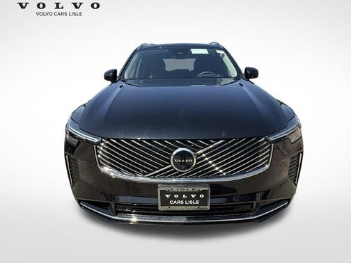 Onyx Black Metallic 2026 Volvo XC90 Plug-In Hybrid T8 Ultra