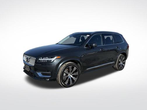 2022 Volvo XC90 T6 Inscription