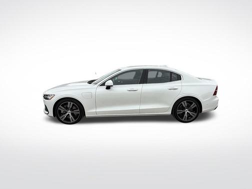 2021 Volvo S60 Recharge Plug-In Hybrid T8 Inscription