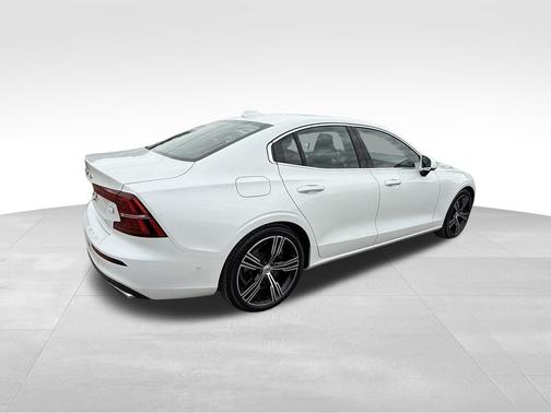 2021 Volvo S60 Recharge Plug-In Hybrid T8 Inscription