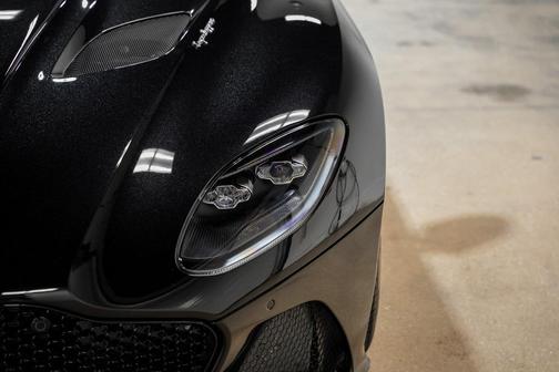 2019 Aston Martin DBS Superleggera