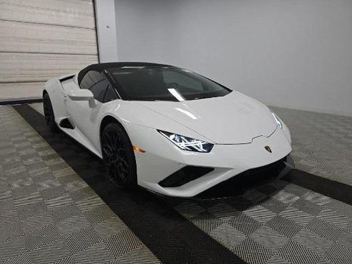 2020 Lamborghini Huracan EVO Base