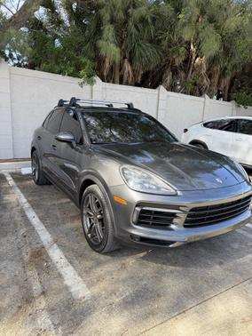 2019 Porsche Cayenne S