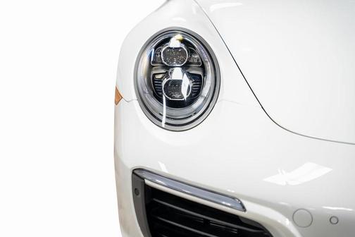 2019 Porsche 911 Carrera 4S