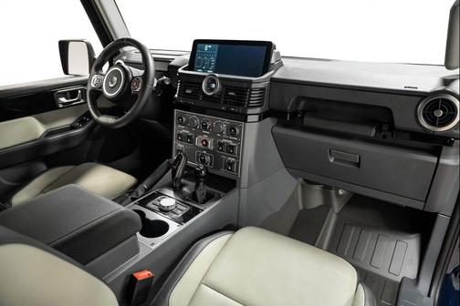 2025 INEOS Grenadier Fieldmaster