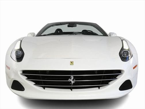 2017 Ferrari California T