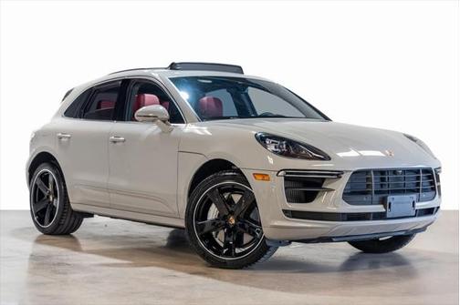 2021 Porsche Macan Turbo