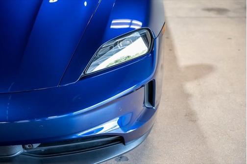 2025 Porsche Taycan 4S