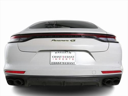 2022 Porsche Panamera E-Hybrid 4S