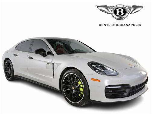 2022 Porsche Panamera E-Hybrid 4S