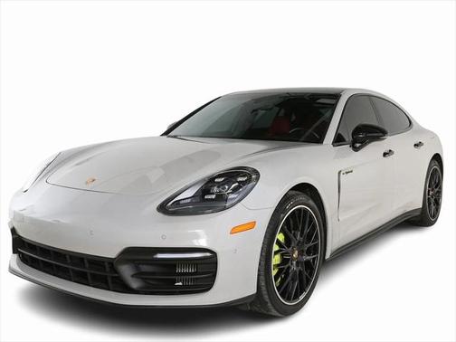 2022 Porsche Panamera E-Hybrid 4S