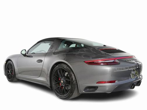 2019 Porsche 911 Targa 4 GTS