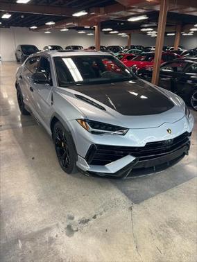 2024 Lamborghini Urus Performante